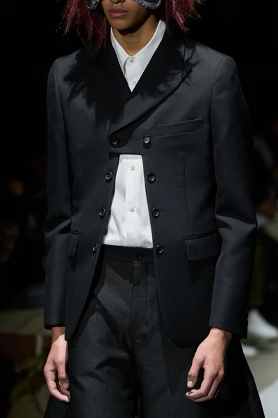 Look 70